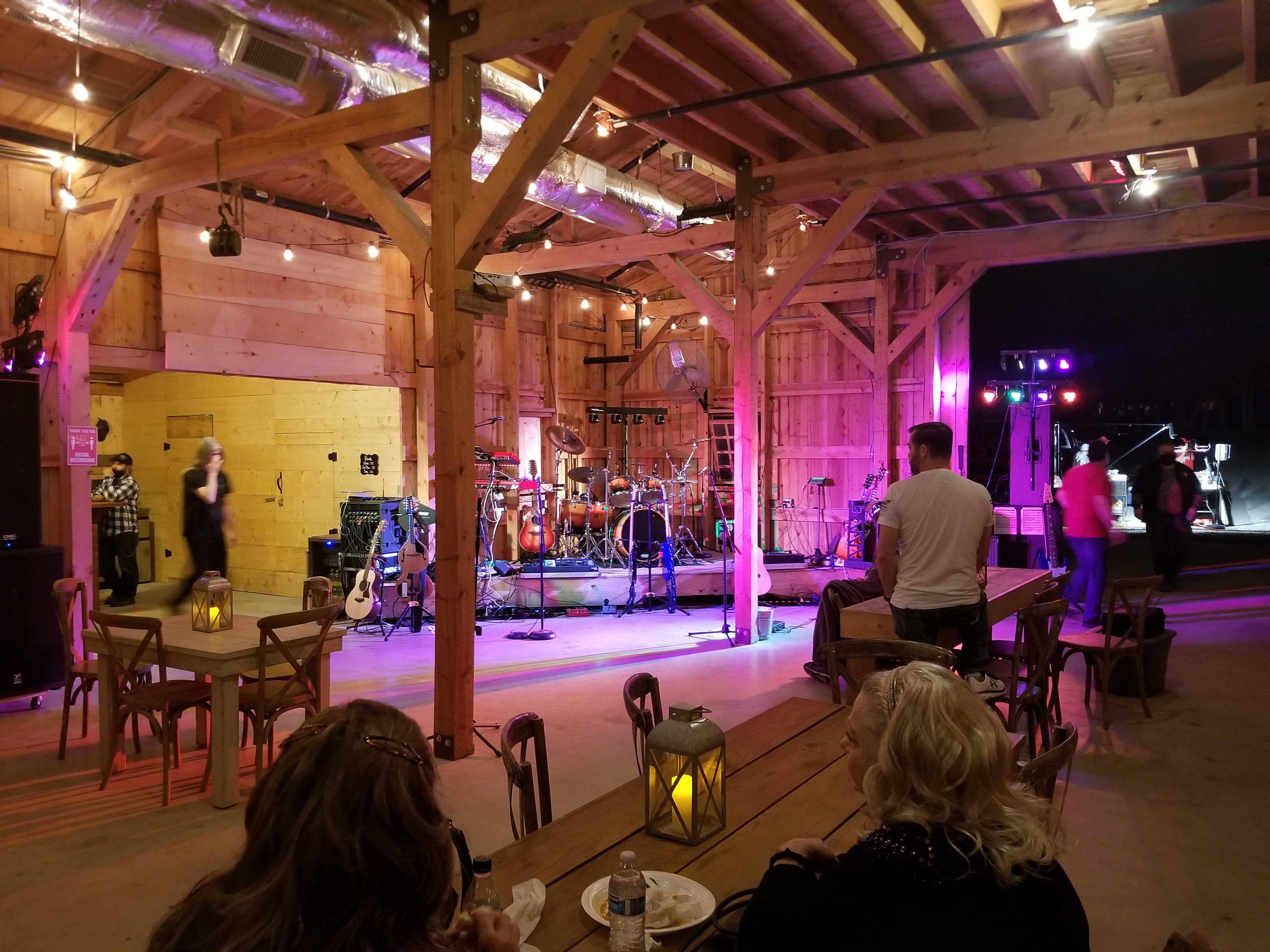 Indoor barn venue live performance